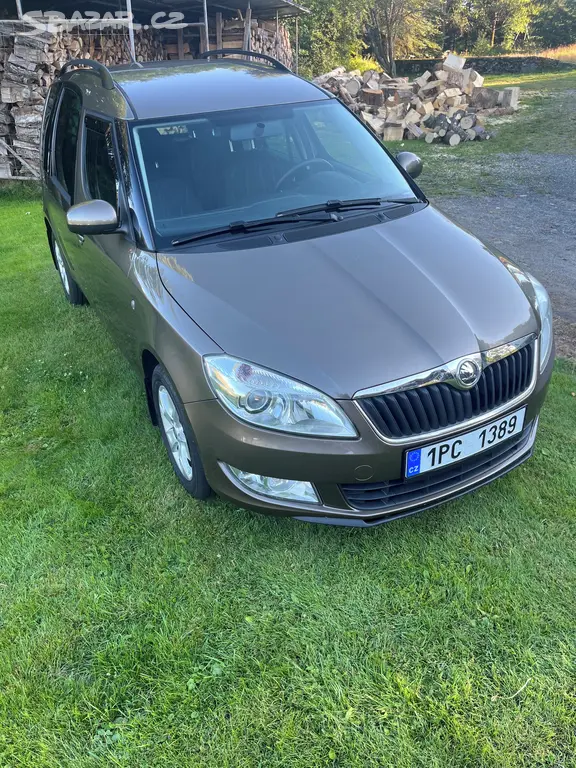Škoda Roomster 1.2Tsi 77kw,02/2014 - fotka 2