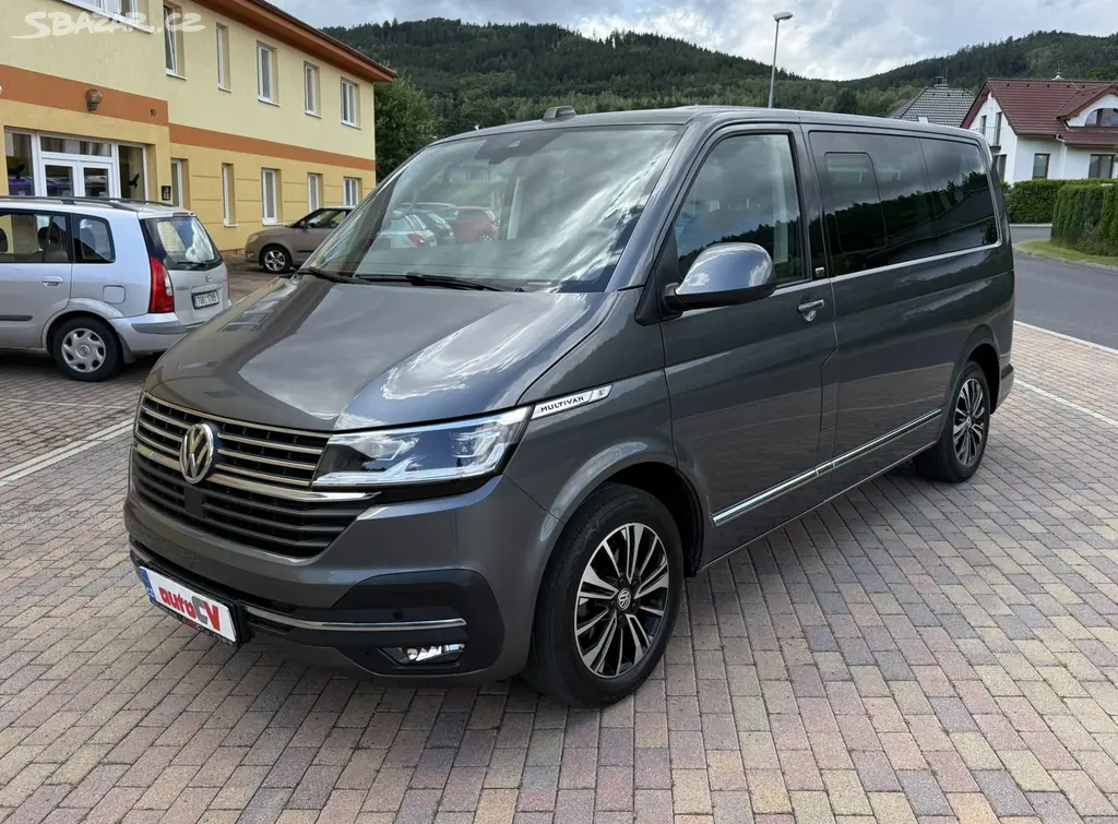 VW MULTIVAN T6.1 2.0 TDI 110kW DSG GEN SIX-2022- - fotka 2
