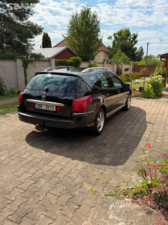 Peugeot 407 - fotka 3