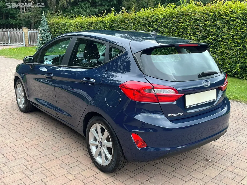 Ford Fiesta 1.1 i Tempomat Výhřev sedadel 1. Maj - fotka 5