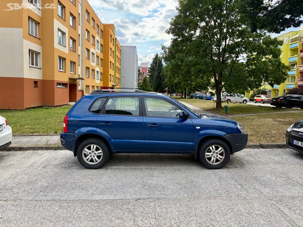 Hyundai Tucson 2.0i - fotka 2