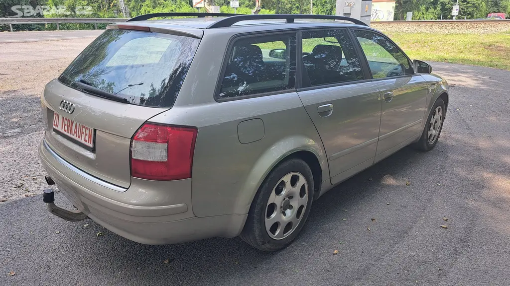 audi a4 b6 combi 2,0i 2003 - fotka 5