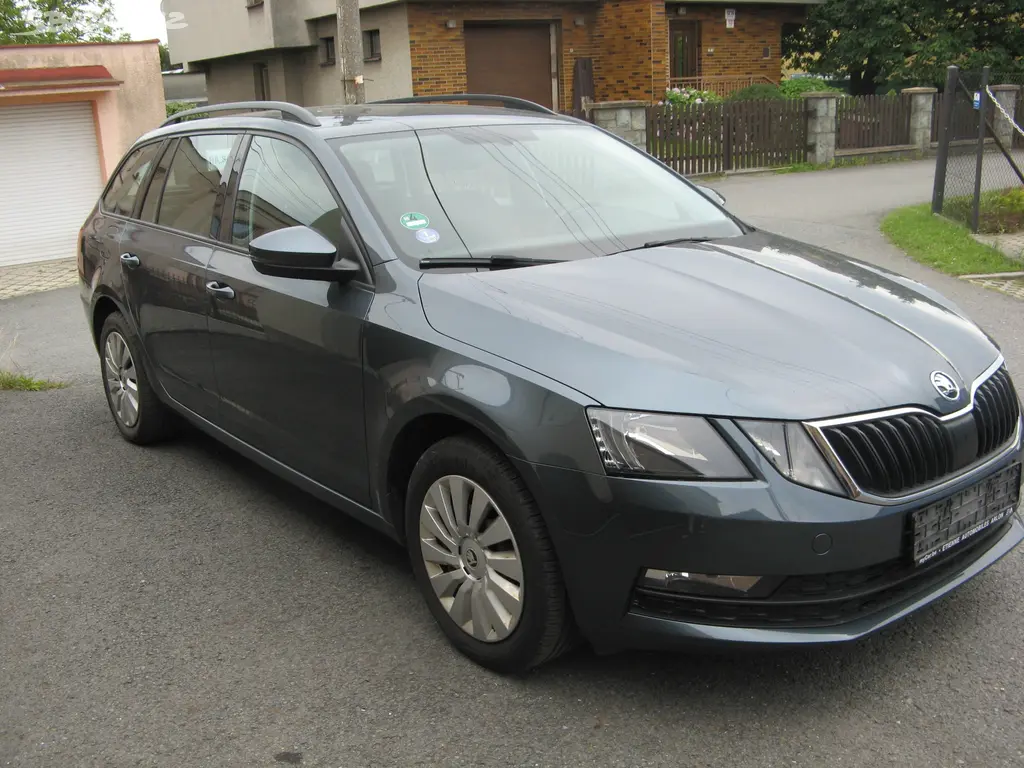 Škoda Octavia Kombi 1.5 tsi najeto 117tkm - fotka 3