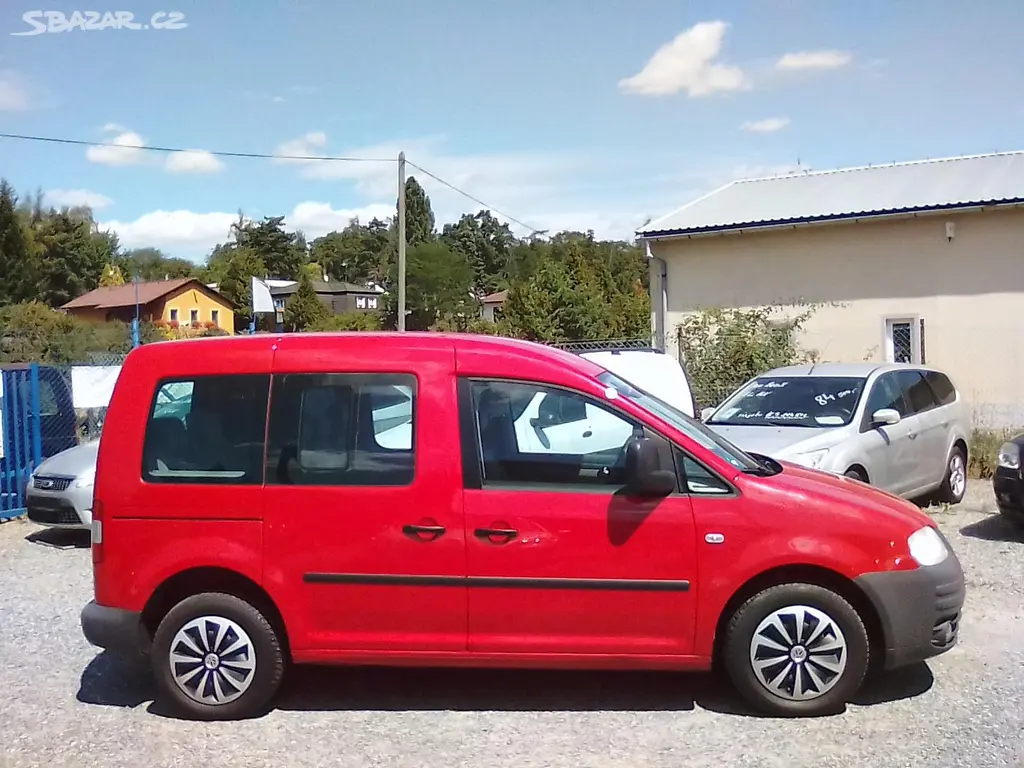 Volkswagen Caddy, 1.4i 16V , 7.míst, závěs - fotka 3