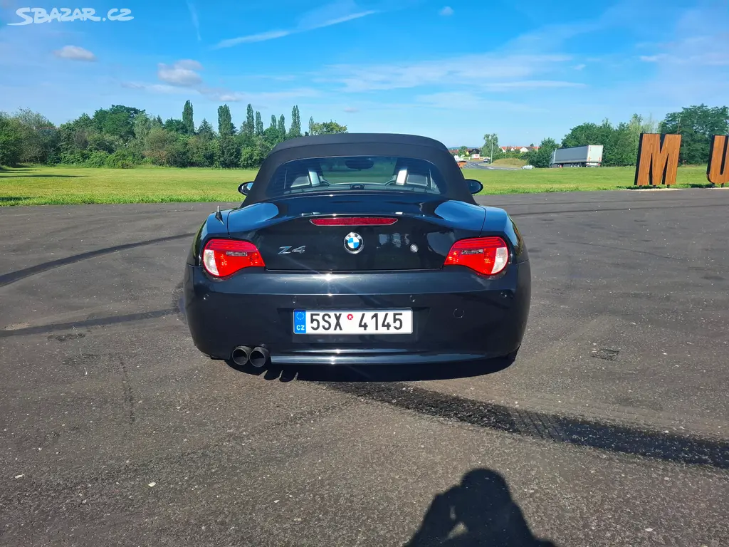 BMW Z4 Cabrio 2.5i 130kW,xenony,manuál,el.střecha - fotka 5