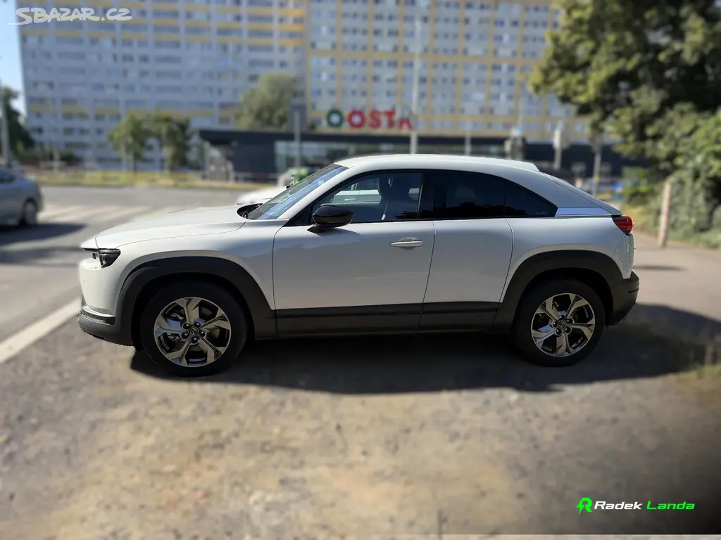 Mazda MX-30, e-SKYACTIV 35,5 kWh | Head-Up - fotka 3