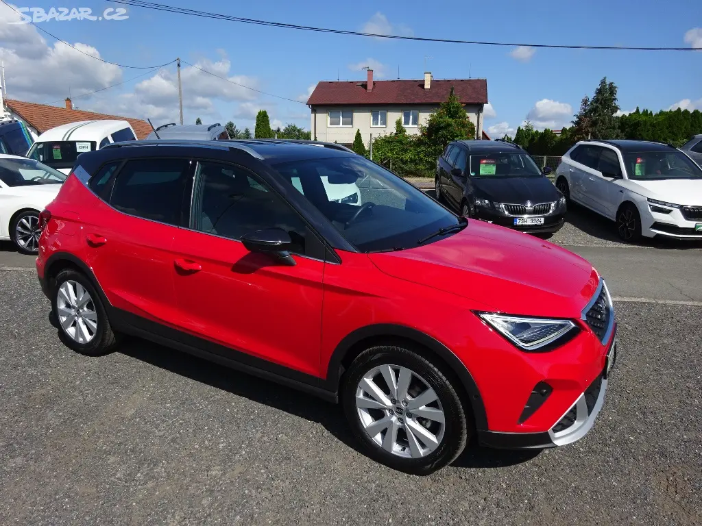 SEAT ARONA 1,5 TSI 110kW + 7st. DSG -2024- 9.860km - fotka 3