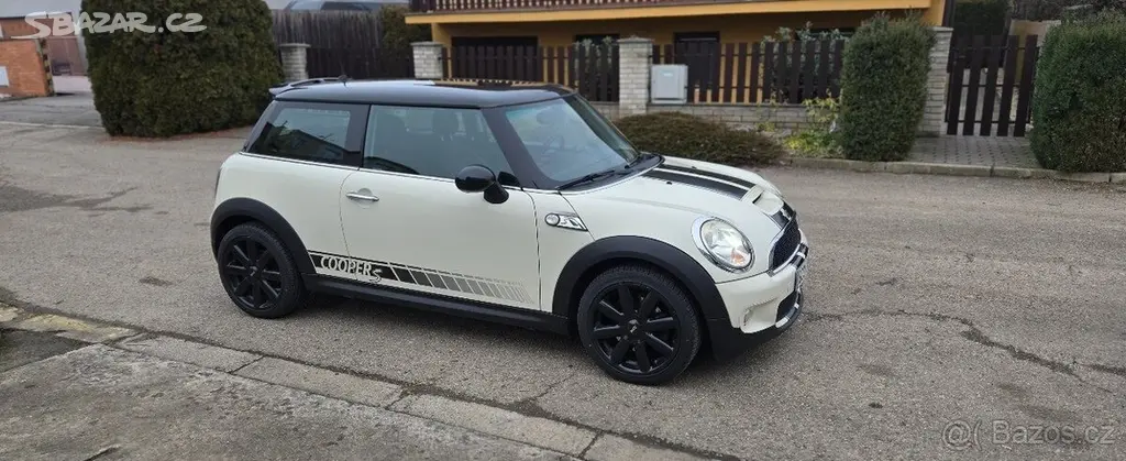 Mini Cooper S 1,6 turbo 128kw 2007, Top stav - fotka 4