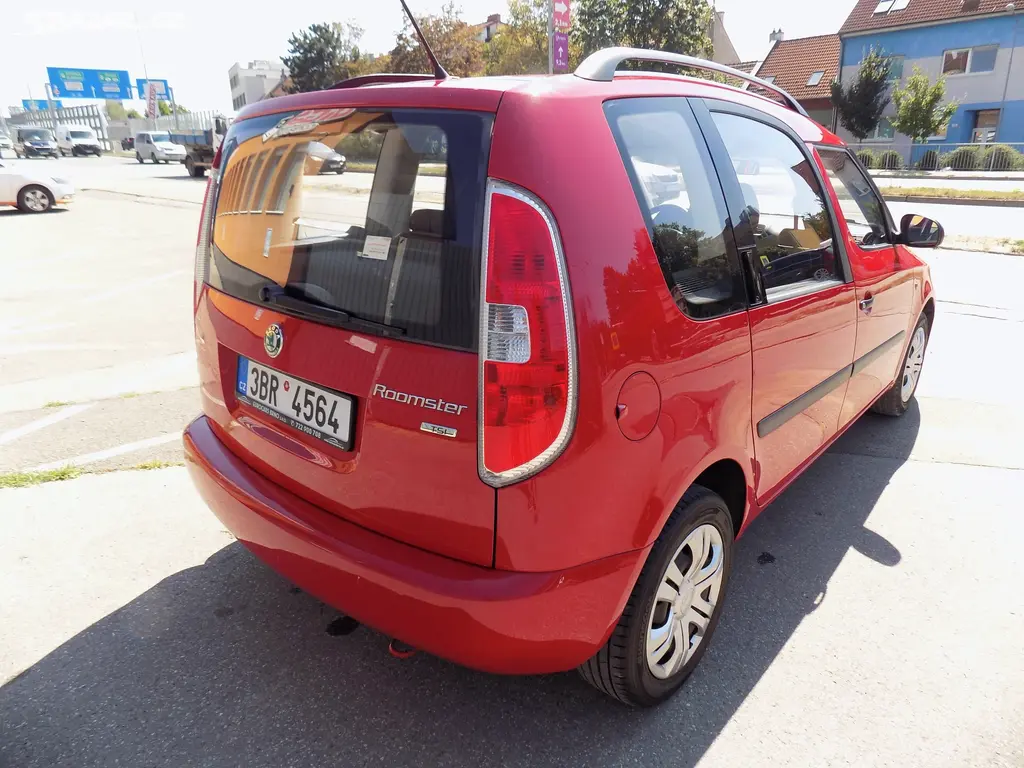 Škoda Roomster 1.2 TSI 63 KW ACTIVE, KLIMA - fotka 3