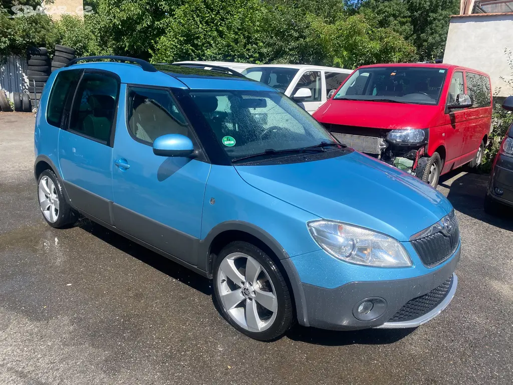Škoda Roomster,1.6 TDI Scout Plus Edition,panorama - fotka 4