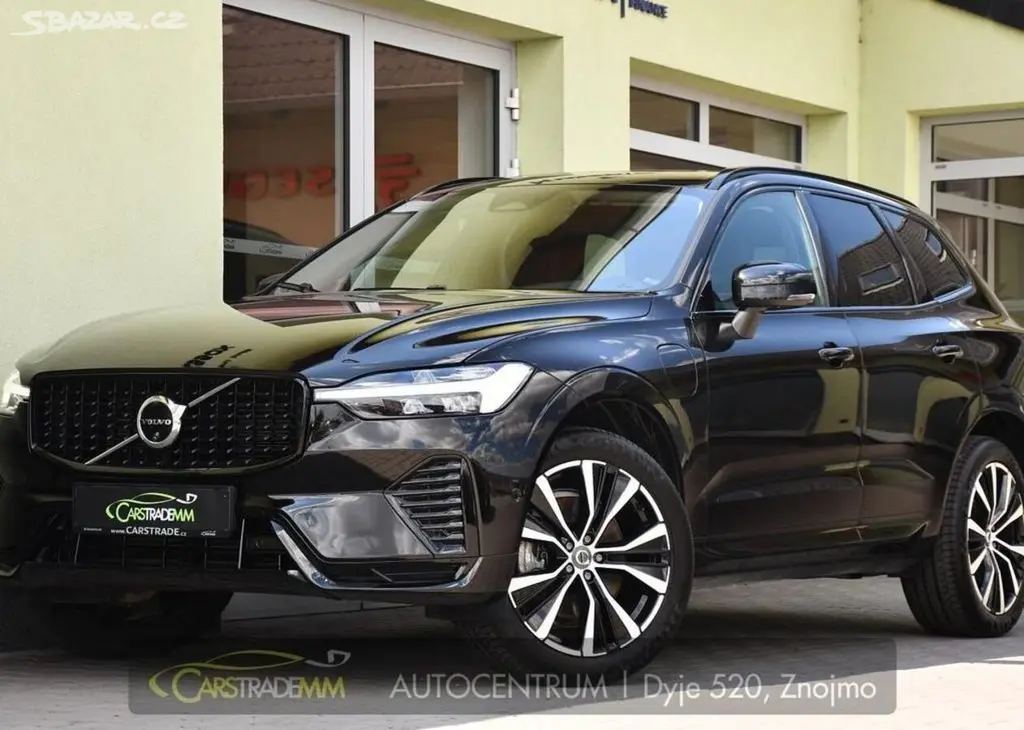 Volvo XC60 2.0T8 R-Desing RECHARGE 335 kw