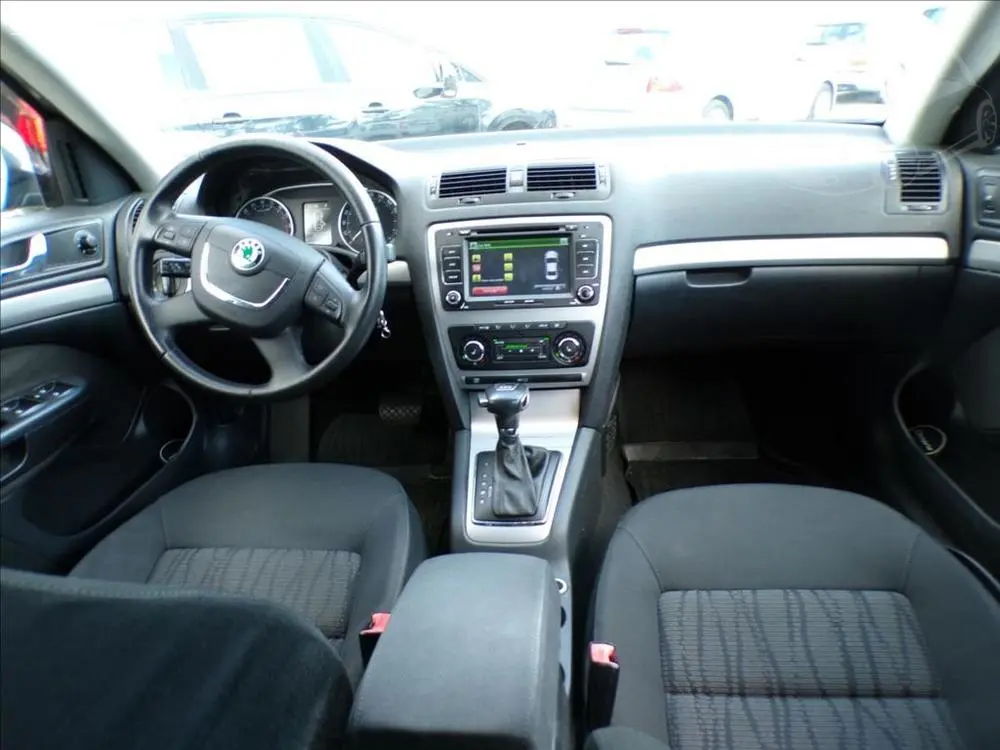Škoda Octavia 1,9 TDI DSG - fotka 5
