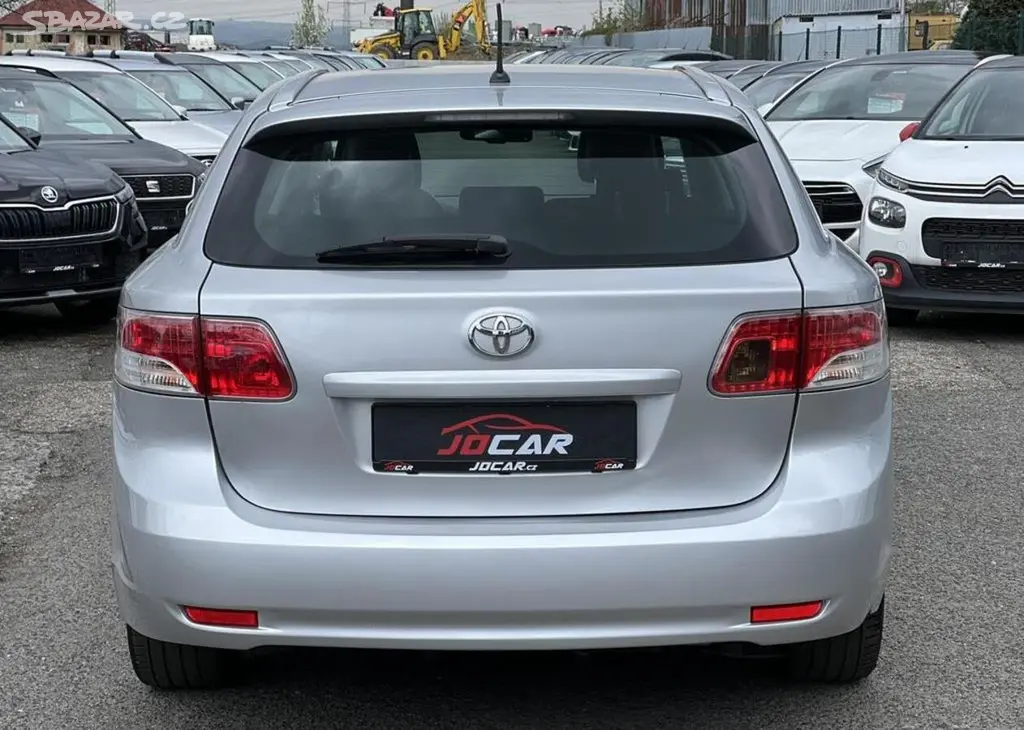 Toyota Avensis SOL 1.8 VVT-i NAVI KLIMA ALU - fotka 6