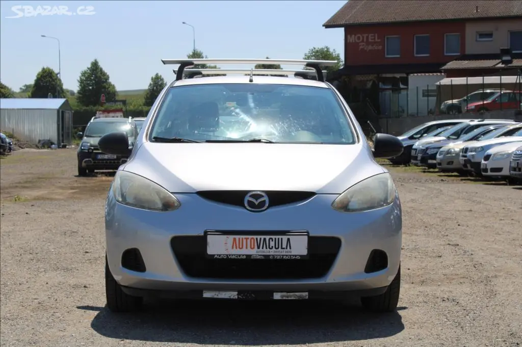 Mazda 2, 1,3 i STK 3/2027, KLIMA - fotka 2