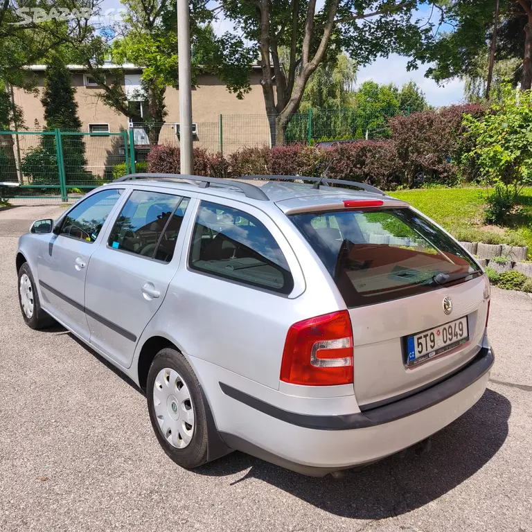 Škoda Octavia combi 1.9 TDI 77kw - fotka 5