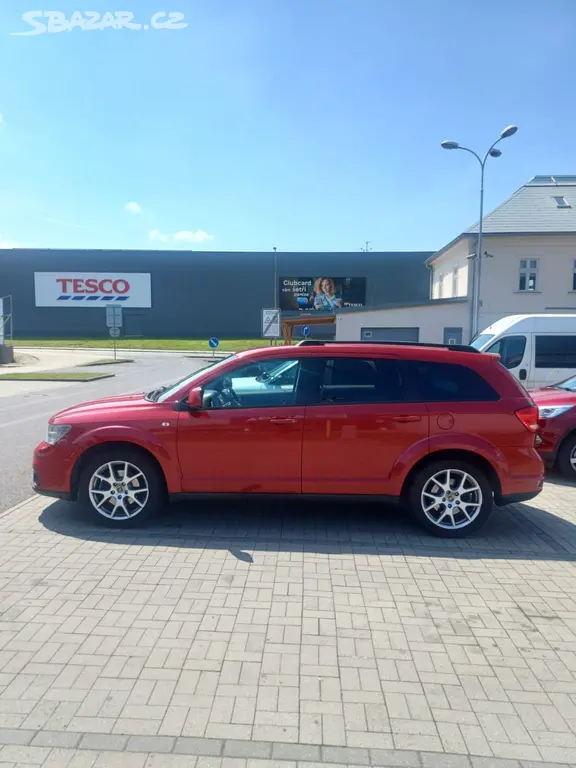 Fiat Freemont 103kw, 7 míst - fotka 2