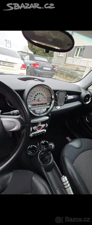 Mini Cooper S 1,6 turbo 128kw 2007, Top stav - fotka 3