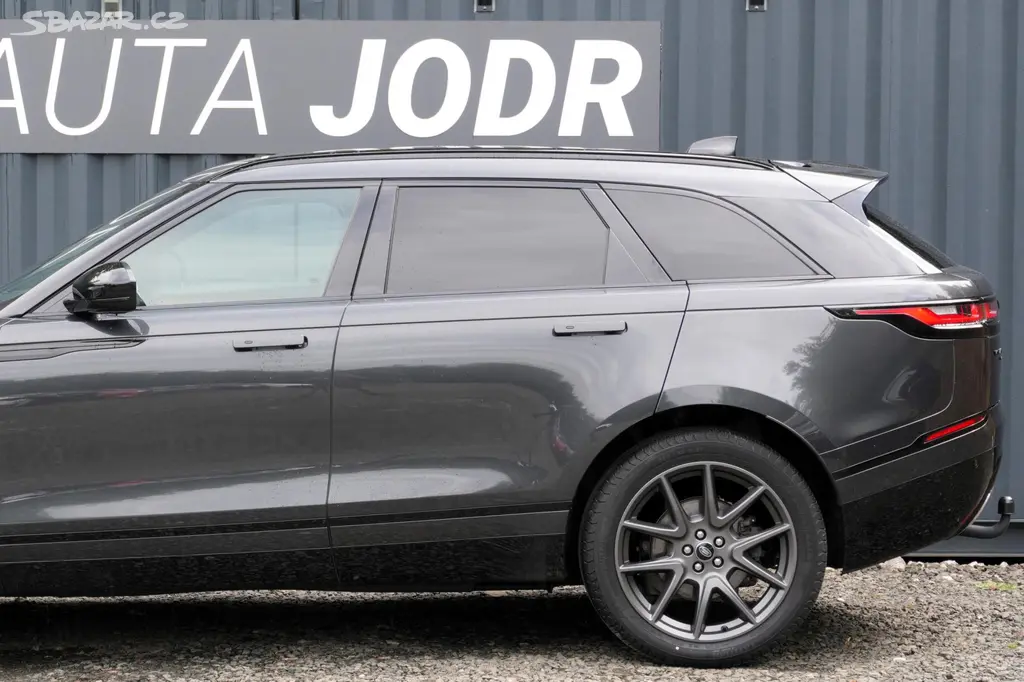 Land Rover Range Rover Velar, HSE D300, ČR, Tažné, Masáže - fotka 3