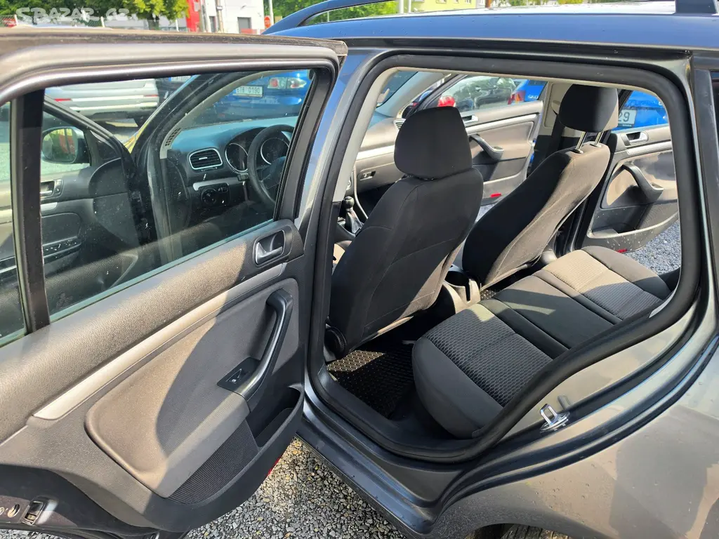 Volkswagen Golf Variant1.6 TDi - fotka 6