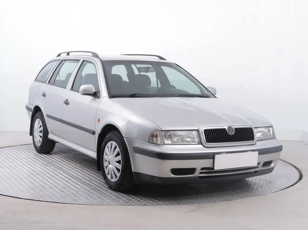Škoda Octavia, 1.9 TDI, po STK, Tažné, Klima