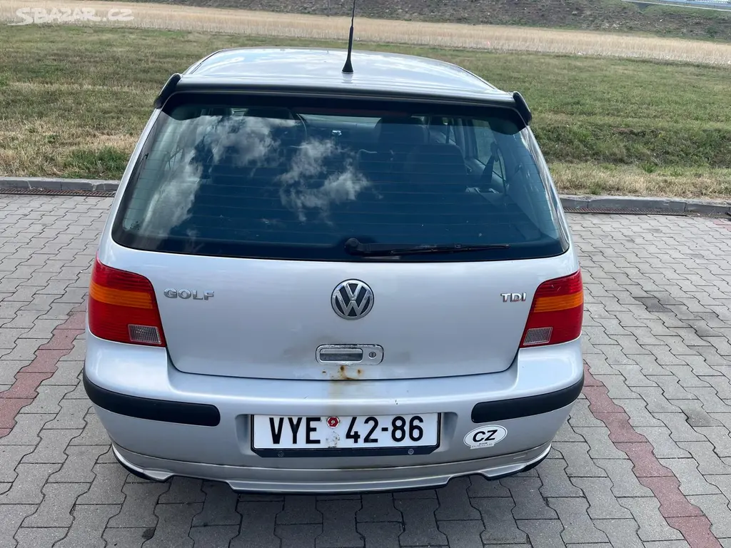 GVW Golf IV 1.9 TDI 85 kW - fotka 5