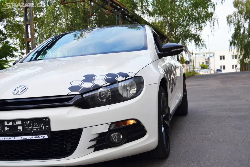 VOLKSWAGEN SCIROCCO 2.0TSi 147KW DSG SPORT/SERVISK - fotka 4