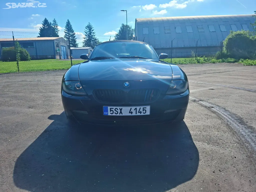 BMW Z4 Cabrio 2.5i 130kW,xenony,manuál,el.střecha - fotka 2