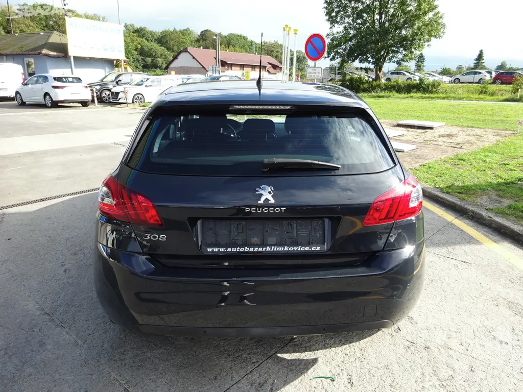 PEUGEOT 308 1,6 HDI - fotka 6