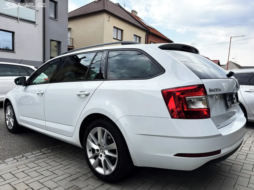 ŠKODA OCTAVIA 2.0TDI FRONT ASIST, SMART LINK, NAVI - fotka 6
