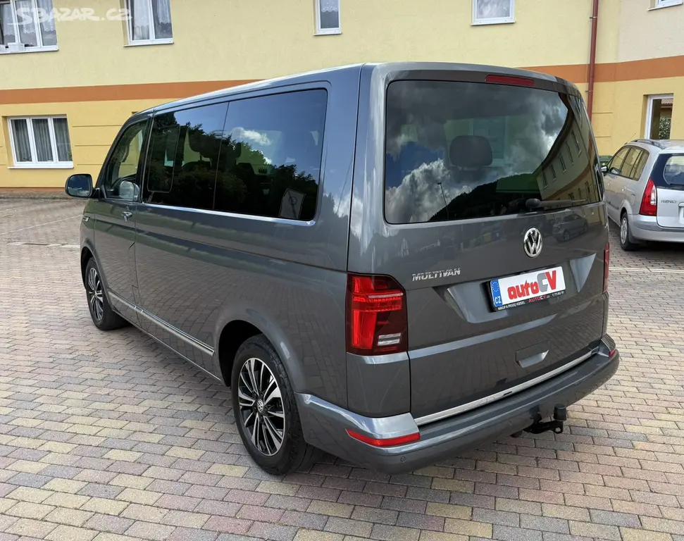 VW MULTIVAN T6.1 2.0 TDI 110kW DSG GEN SIX-2022- - fotka 6