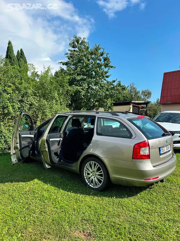 Škoda Octavia II. - fotka 4