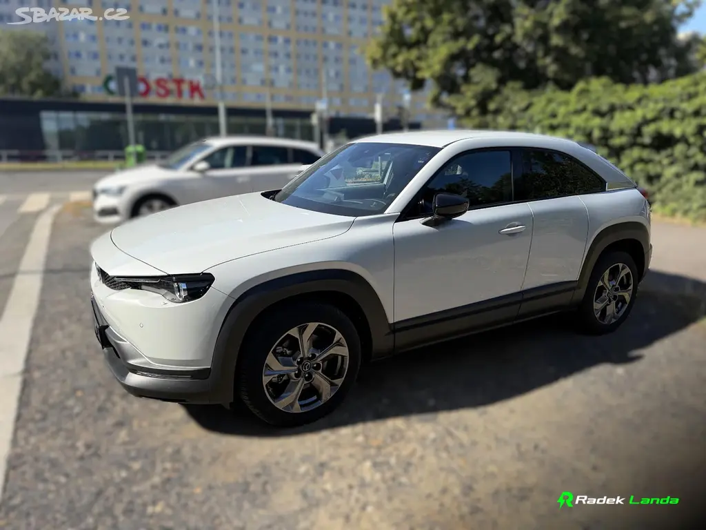 Mazda MX-30, e-SKYACTIV 35,5 kWh | Head-Up - fotka 2