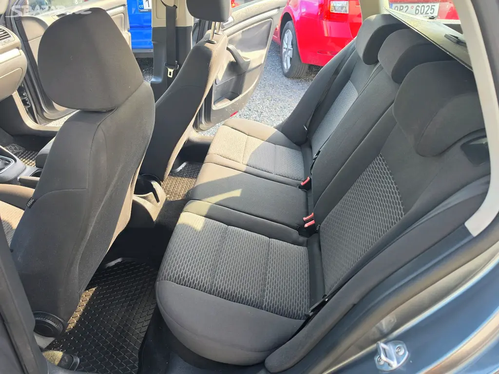 Volkswagen Golf Variant1.6 TDi - fotka 4