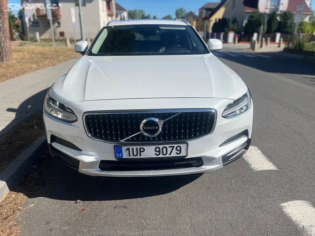 Volvo V90 2,0 Crosscountry, TDI D5 AWD - fotka 2