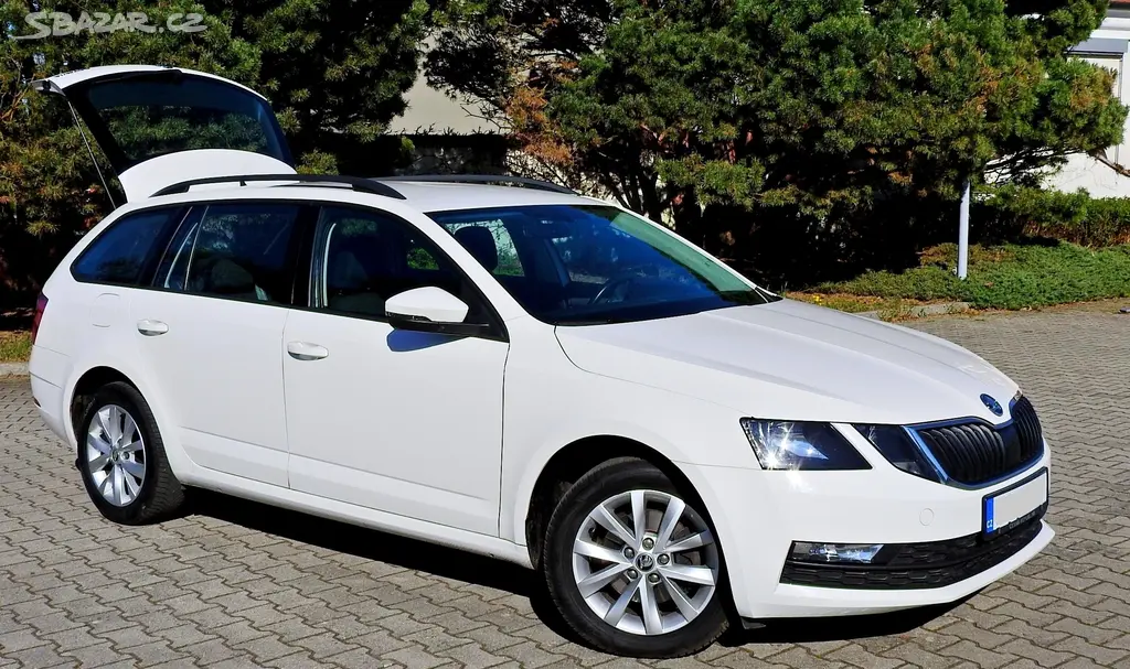 Š. Octavia III (3) 1.0 TSI 85kW,FACE,NAVI,2020,TOP - fotka 3