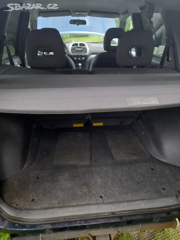Toyota RAV4 2.0 D-4D, 85 kW, 4x4,tažné Westfalia - fotka 5