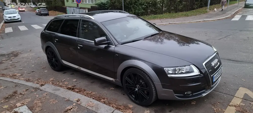 Audi A6 Allroad 4.2 FSI V8 Quattro Tiptronic - fotka 3