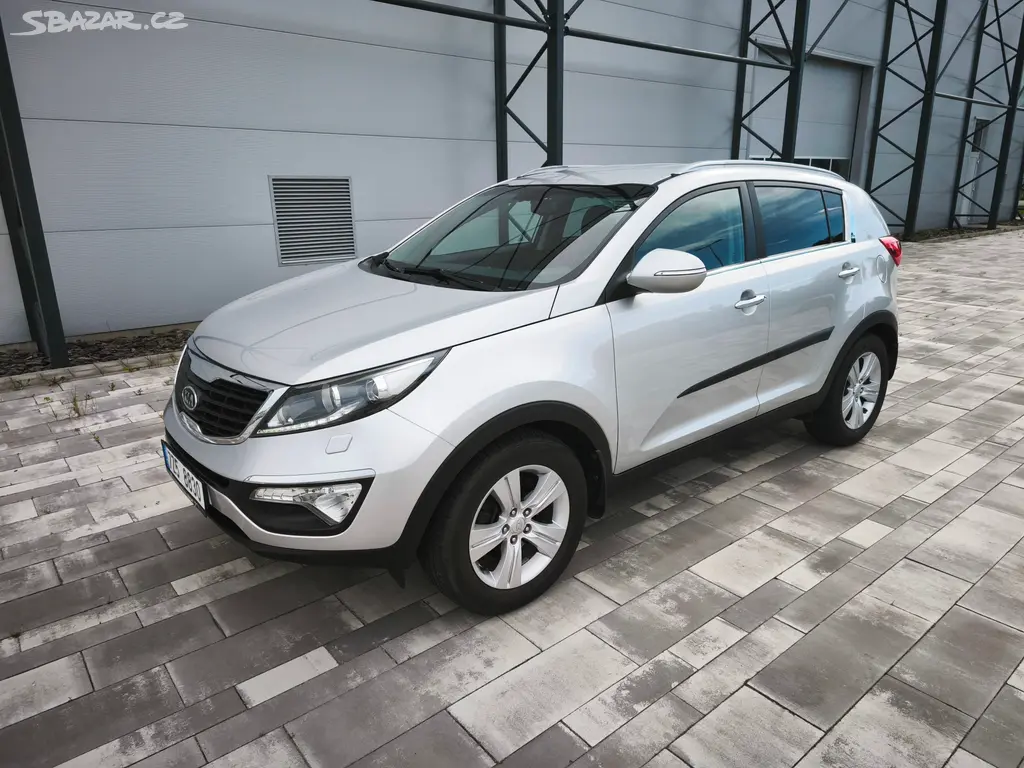 Prodám KIA SPORTAGE 1,6 GDI - fotka 2