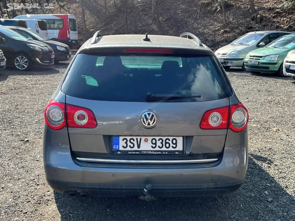 Volkswagen Passat Combi 2.0 TDI 103kW STK 9/27 - fotka 5