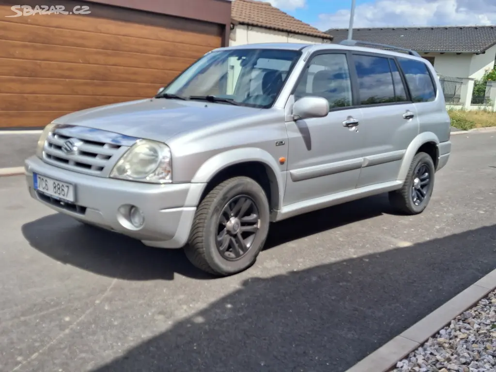 Suzuki Grand Vitara XL-7 2.7 V6 135 kW - fotka 6