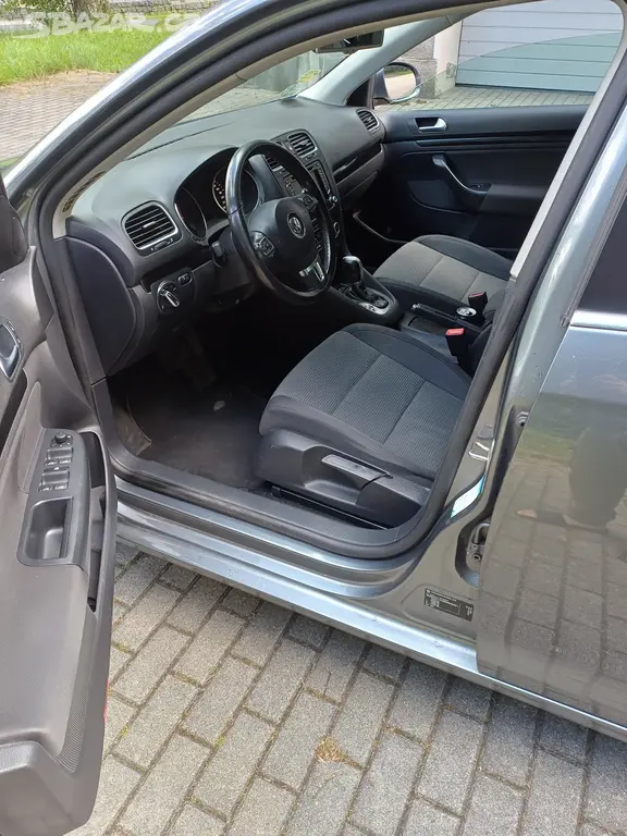 Proám VW Golf 6 1.4 TSI DSG v super stavu nová STK - fotka 5