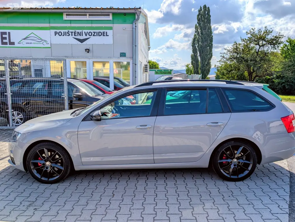 ŠKODA OCTAVIA III COMBI RS 2.0TDi 135kW 2016 1.MAJ - fotka 6