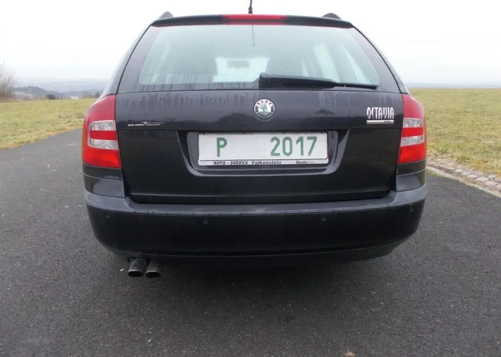 Škoda Octavia 2,0 110 KW 127 000 km nová STK - fotka 4