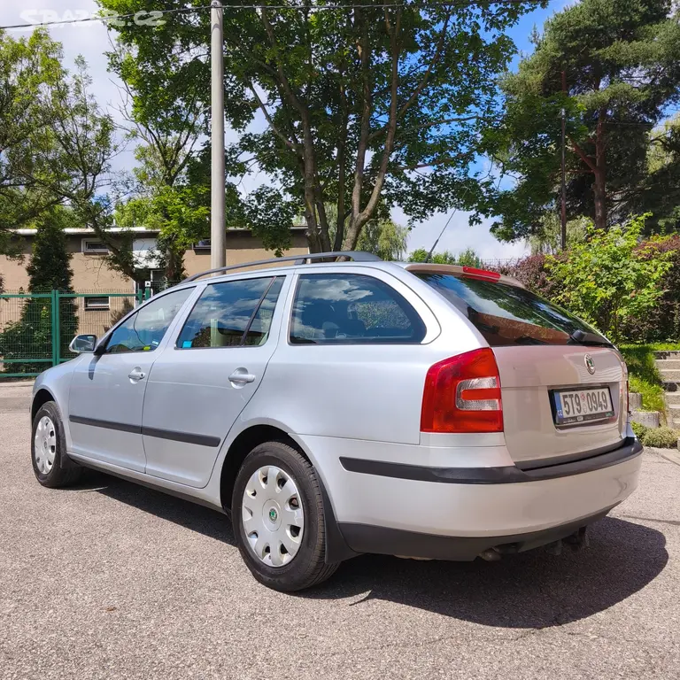 Škoda Octavia combi 1.9 TDI 77kw - fotka 6