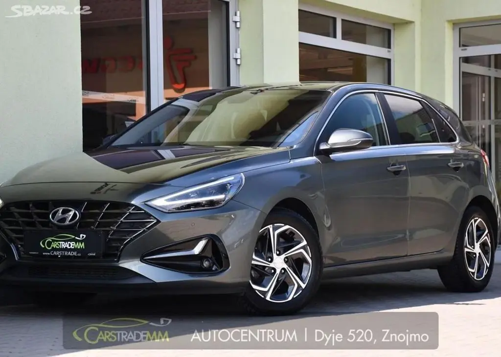 Hyundai i30 1.0T-GDi FAMILY SMART DCT NAVI 88 kw