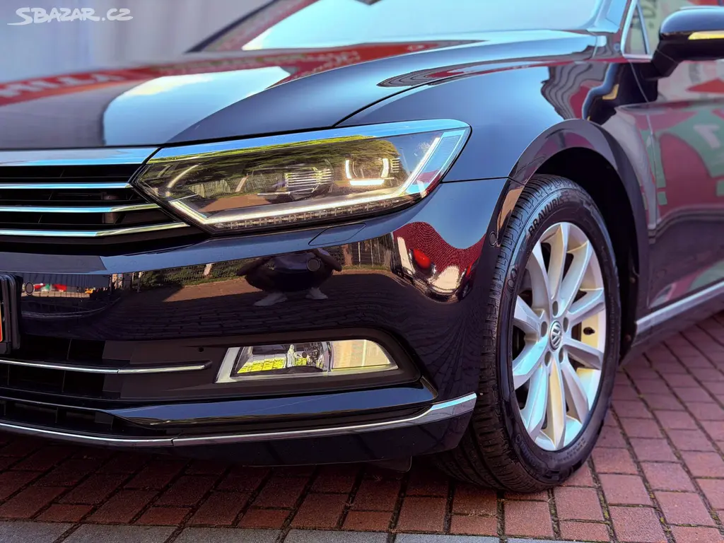 Volkswagen Passat, 2.0 TSi DSG Highline, ACC - fotka 3