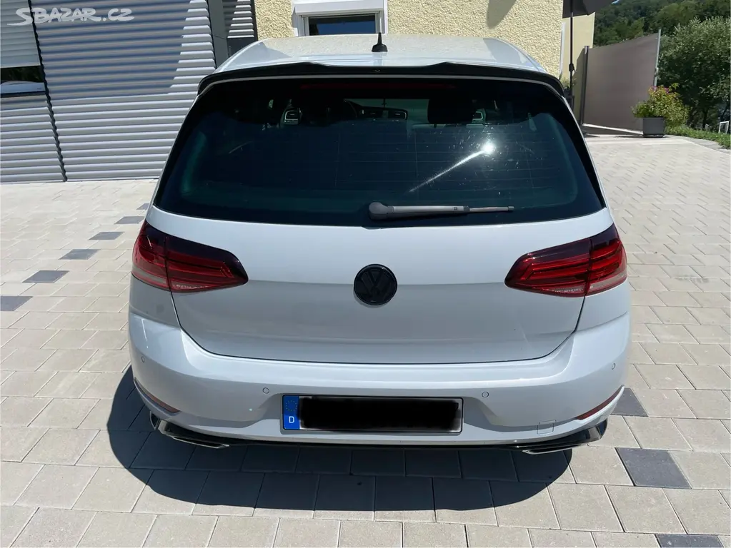 VW GOLF 7 FACELIFT 2017 1,4 110KW R-LINE - fotka 3