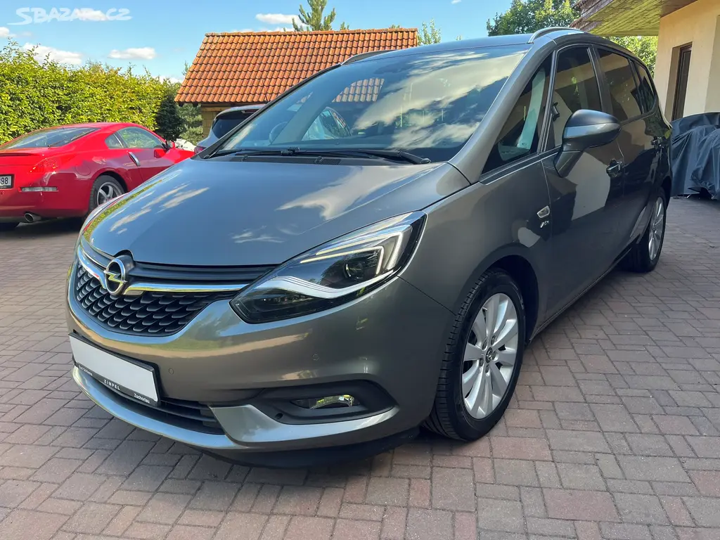 Opel Zafira 2.0 CDTi Full LED Navi Tažné Serviska - fotka 3