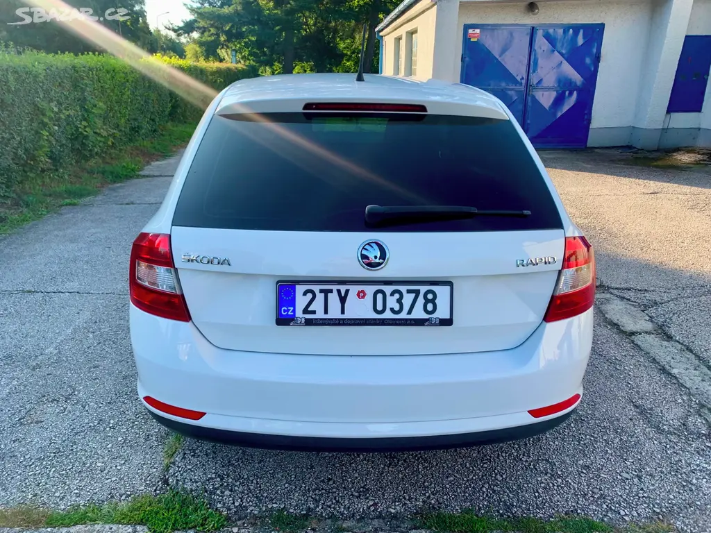 škoda rapid spaceback 1.6 tdi 2015 168tkm - fotka 6