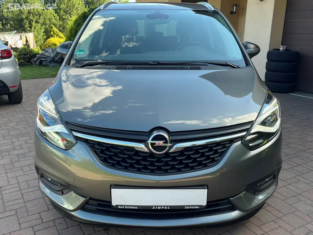 Opel Zafira 2.0 CDTi Full LED Navi Tažné Serviska - fotka 2